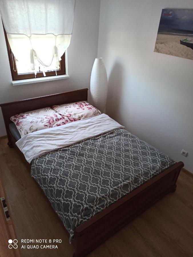 Pokoje Goscinne Straznica Jarosławiec Extérieur photo