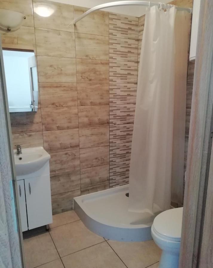 Pokoje Goscinne Straznica Jarosławiec Extérieur photo