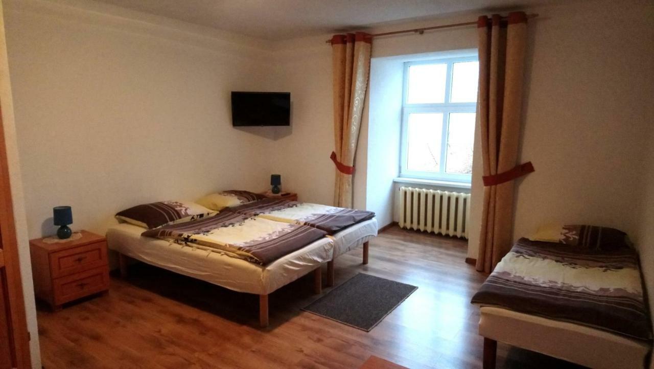 Pokoje Goscinne Straznica Jarosławiec Extérieur photo
