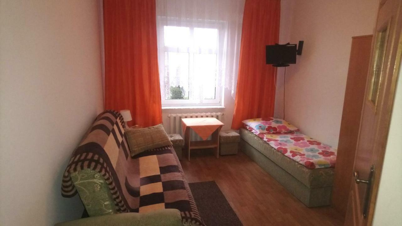 Pokoje Goscinne Straznica Jarosławiec Chambre photo